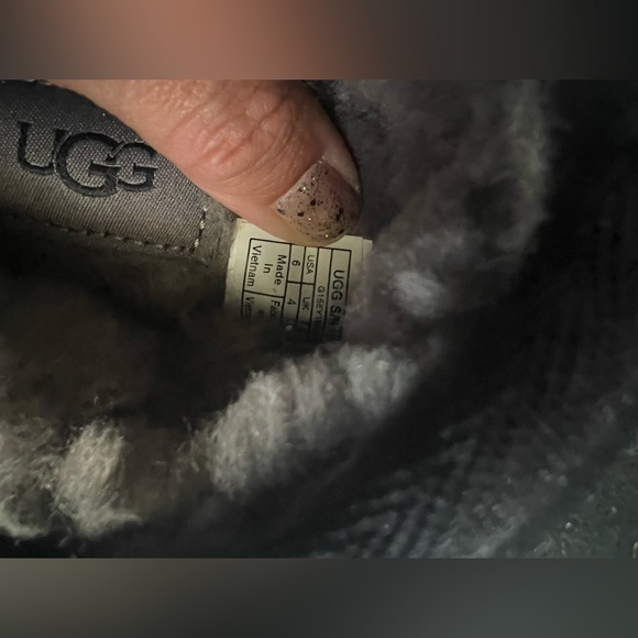 NWOT UGG clogs - Picture 5 of 5